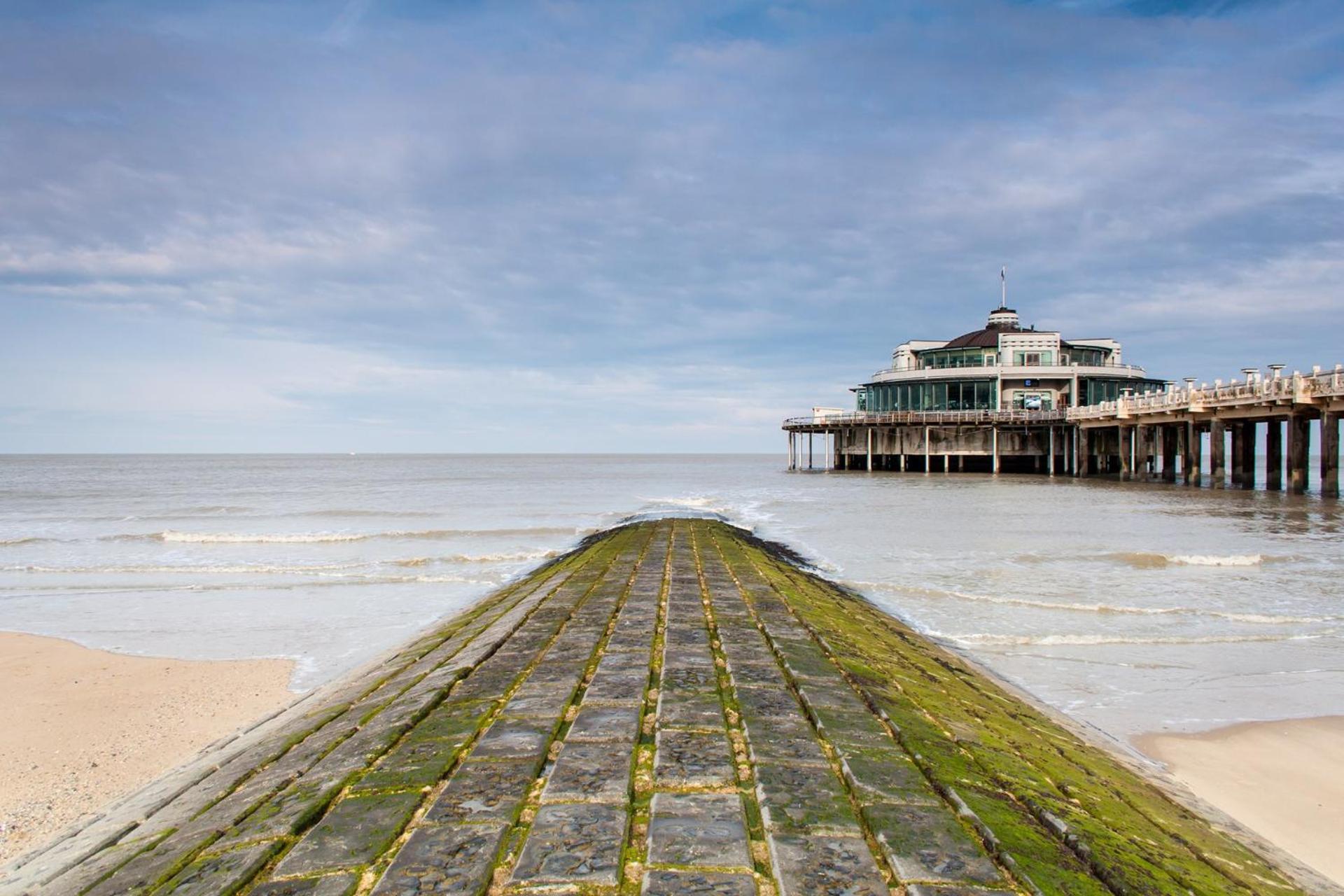 Cosy Apartment 150M From The Beach Blankenberge Exterior photo